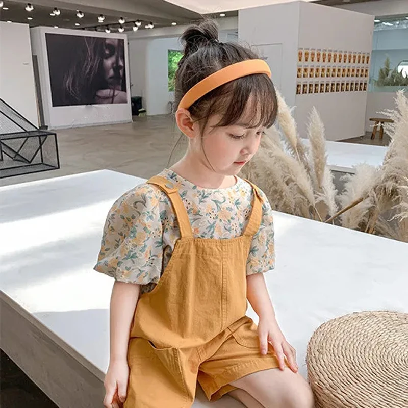 Mono veraniego de color puro para niña – Pantalón corto con tirantes - imagen 4