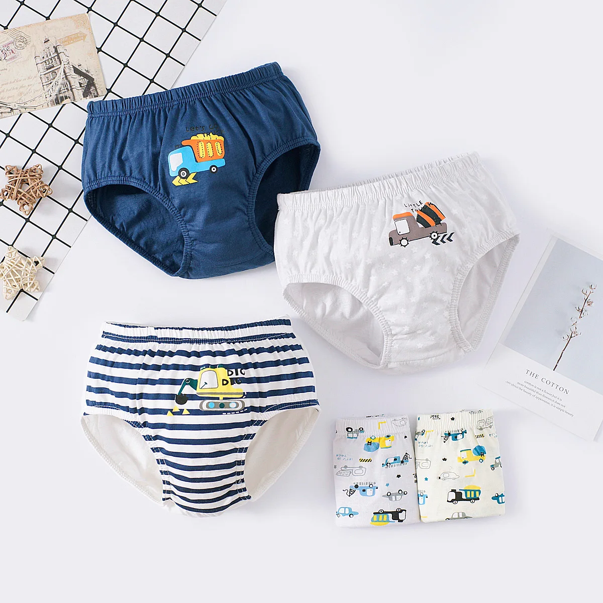 Calzoncillos triangulares de algodón para niño