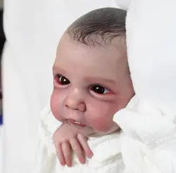 Muñeca Reborn NPK Miley ya pintada con cuerpo adicional y detalle