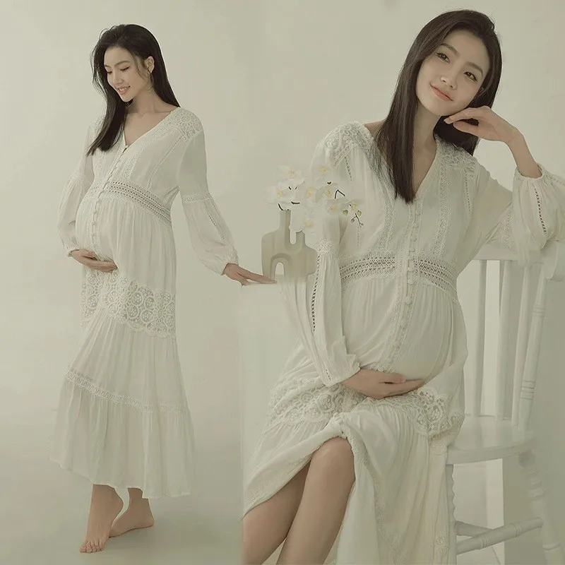 Vestido de maternidad encaje blanco elegante con cuello en V - imagen 2