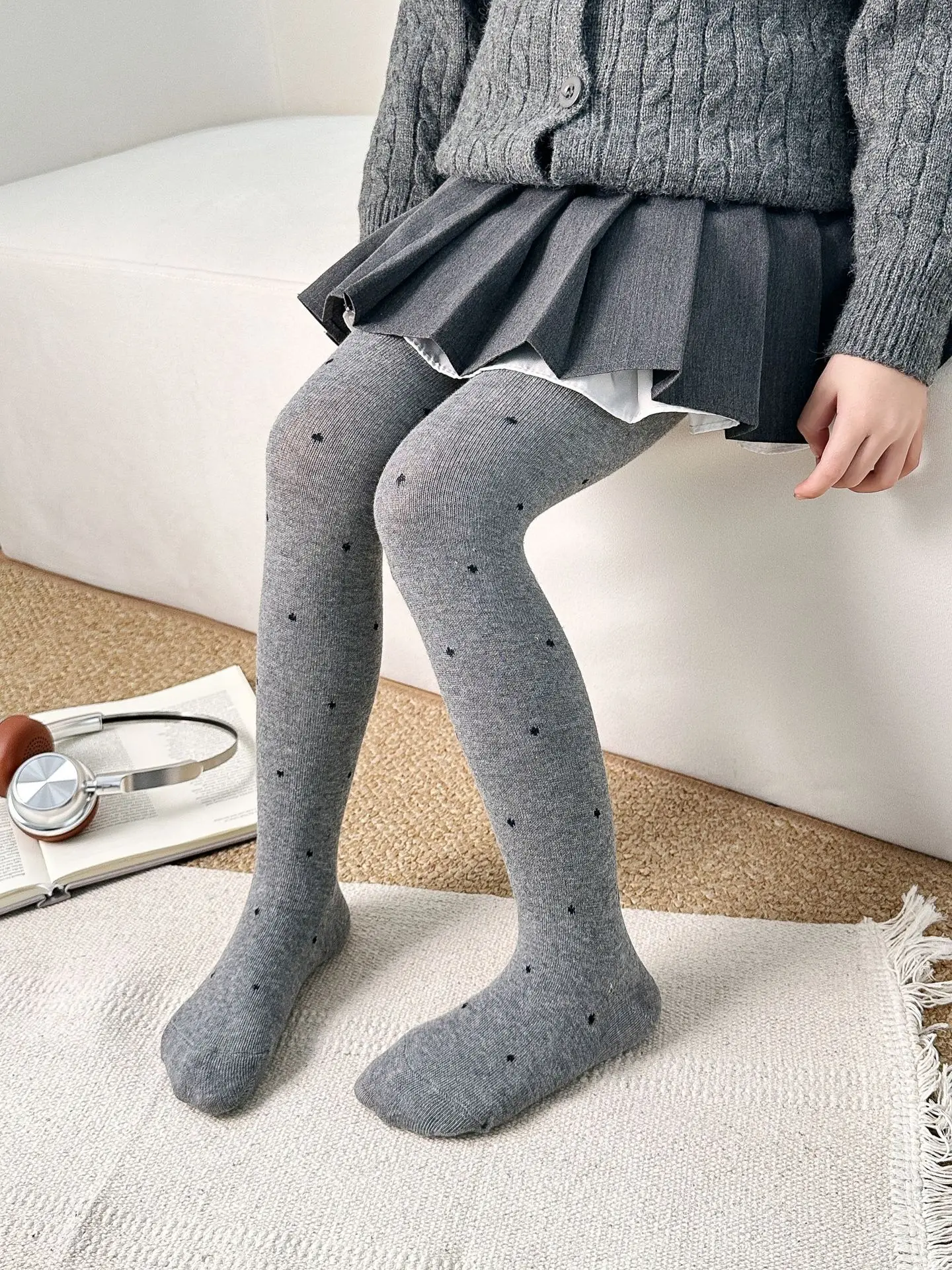 Leotargo infantil combinado con vestido o falda