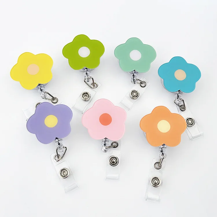 Clip retráctil para tarjeta identificativa floral con cordón - imagen 5