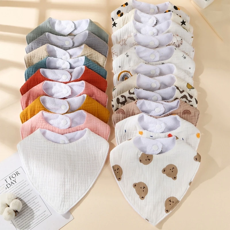 Babero de algodón con diseño multipatrón para bebé
