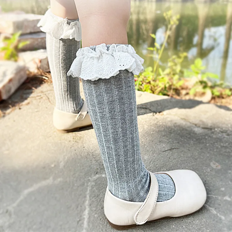 Calcetines largos de algodón suave para niñas y niños - Encaje floral