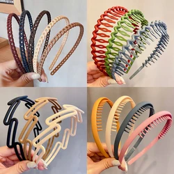 Diadema estilo princesa con peine para niña