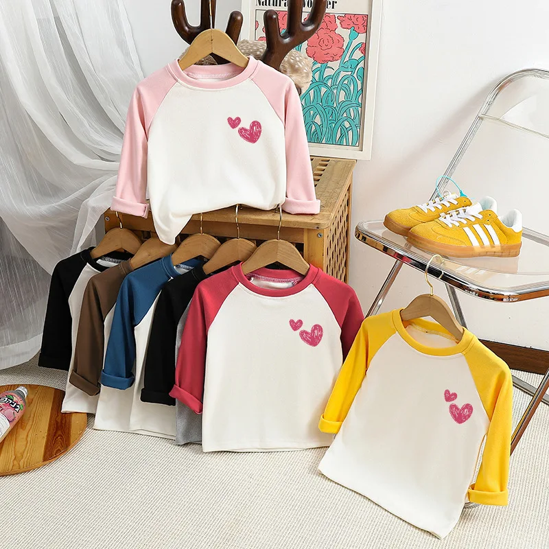 Camiseta manga larga con estampado de corazón para bebé – Otoño - imagen 2