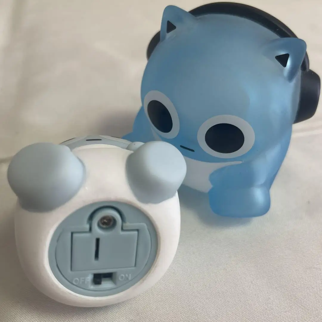 Figuras coleccionables de hámster azul tierno estilo Sofubi neón - imagen 5