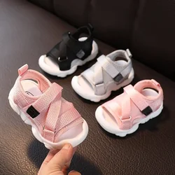 Zapatillas deportivas transpirables de malla para verano infantil