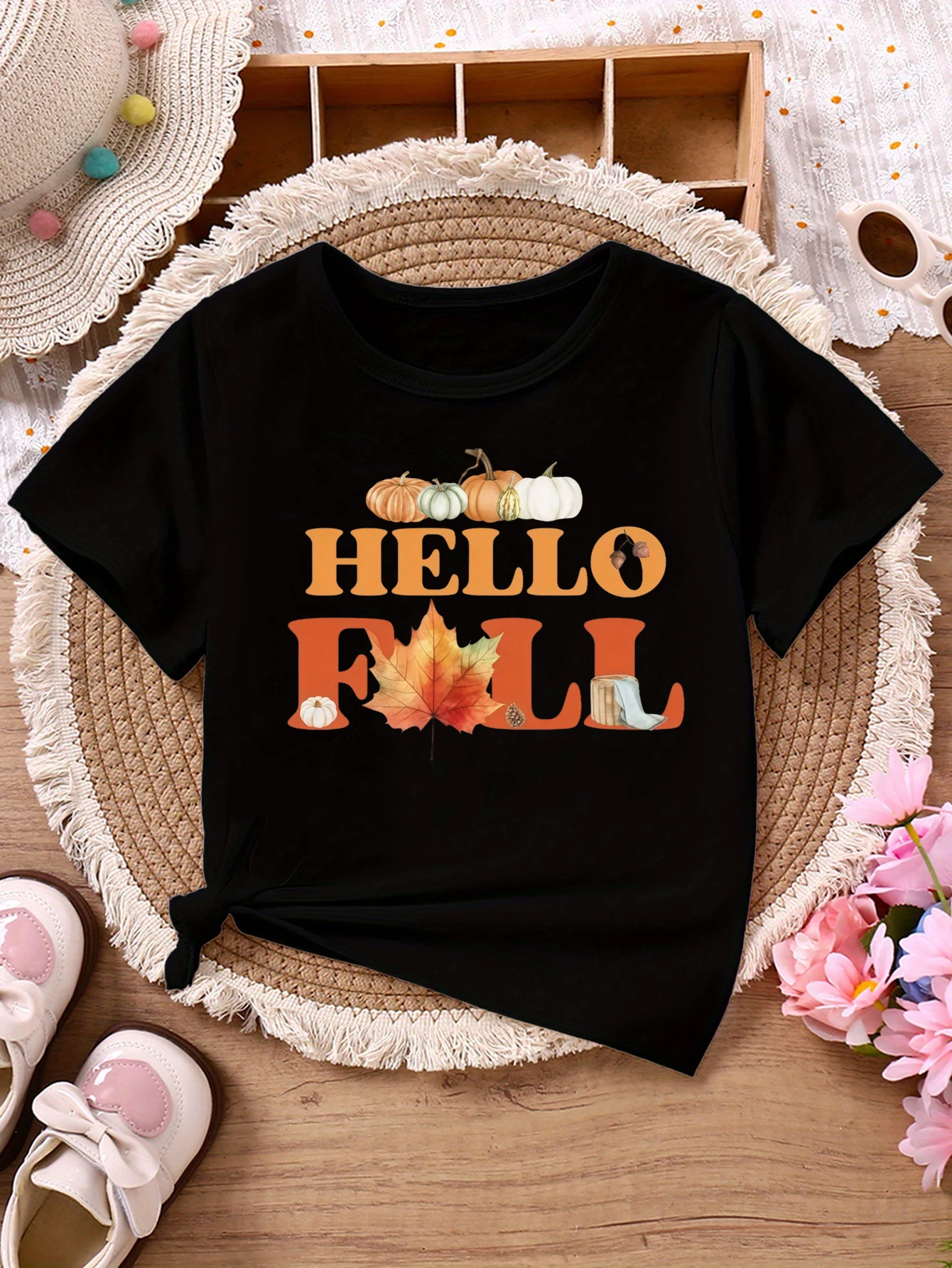 Camiseta niña Hello Fall con estampado hojas de arce y calabaza - imagen 3
