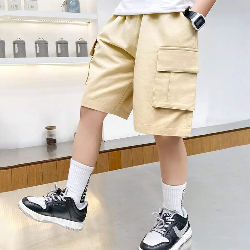 Pantalones cargo en uso diario infantil
