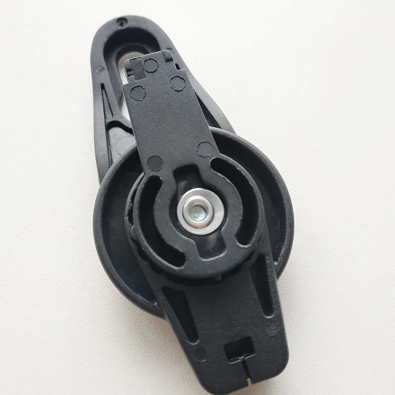 Abrazadera universal para toldo de cochecito – Protector solar infantil - imagen 2