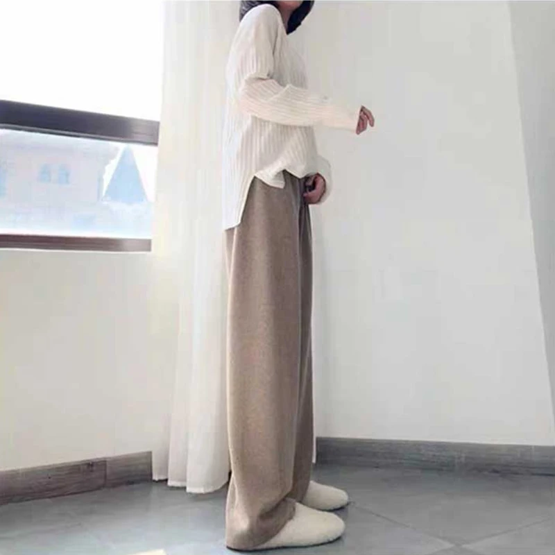 Pantalón premamá de velludo grueso y cálido – Tiro alto para invierno - imagen 3