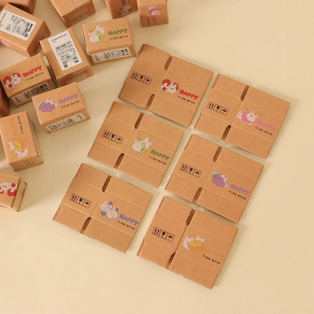 Mini caja de cartón marrón para casa de muñecas