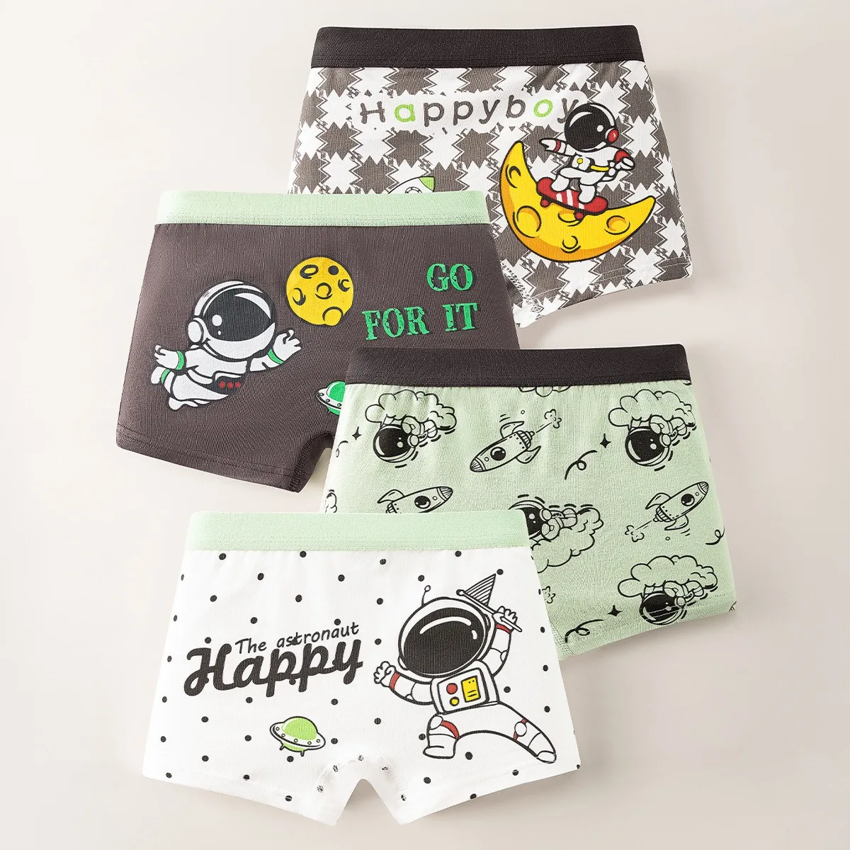 Pack de boxers infantiles con estampado espacial