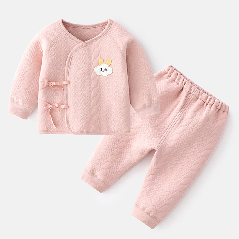 Conjunto recién nacido de algodón: top y pantalón con dibujo