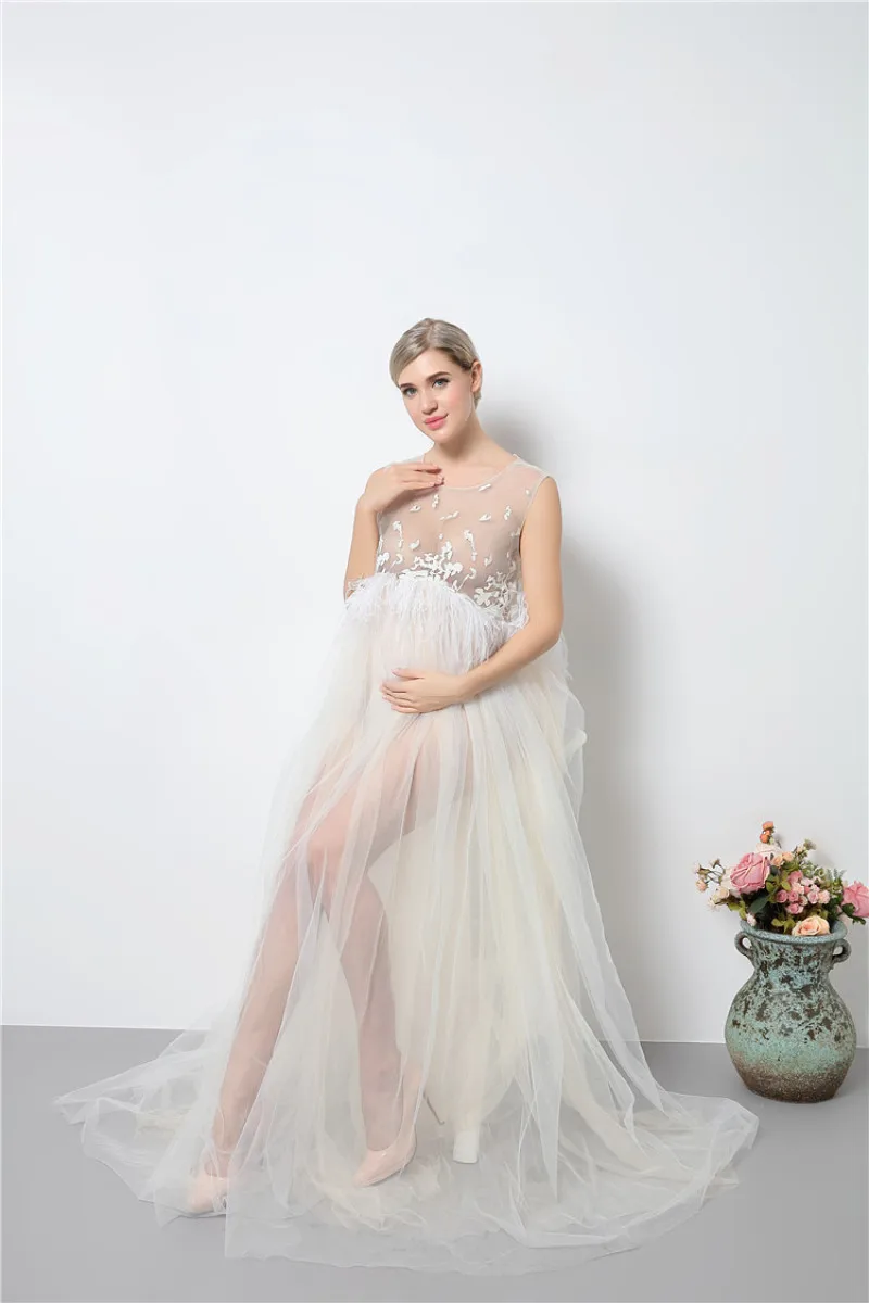 Vestido de maternidad largo elegante para sesión fotográfica - imagen 4