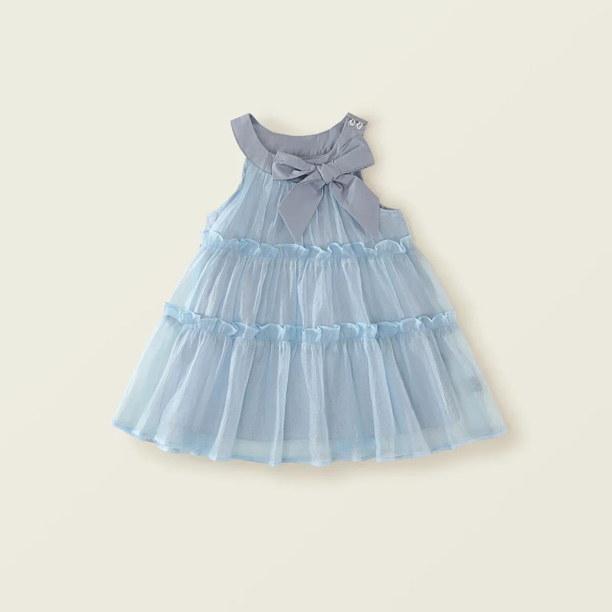 Detalle del lazo y caída del vestido