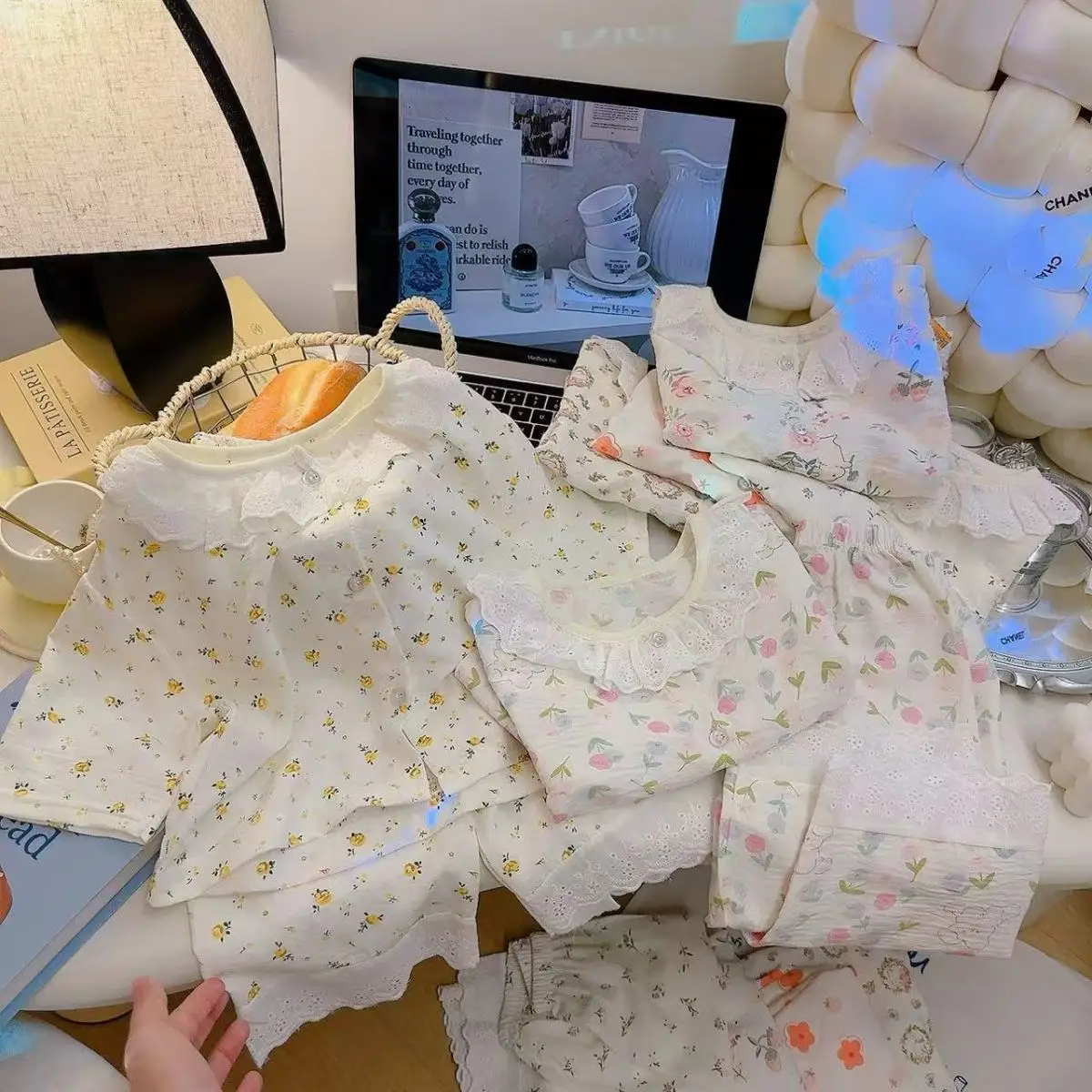 Pijama floral de verano para niña - imagen 4