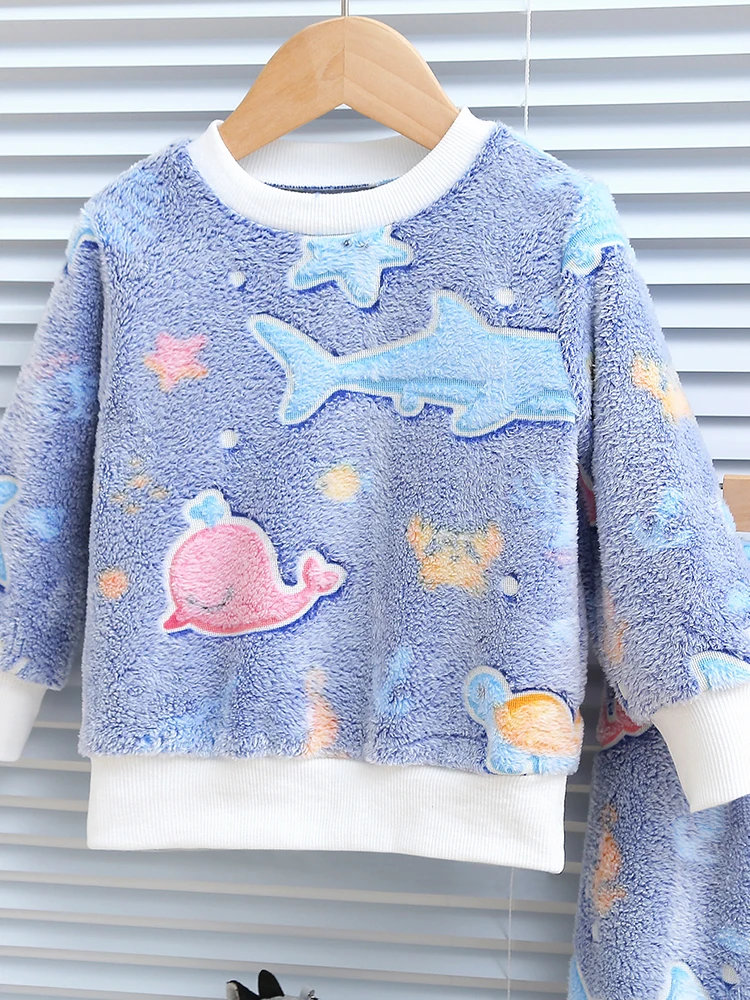 Pijama infantil felpa invernal vista frontal