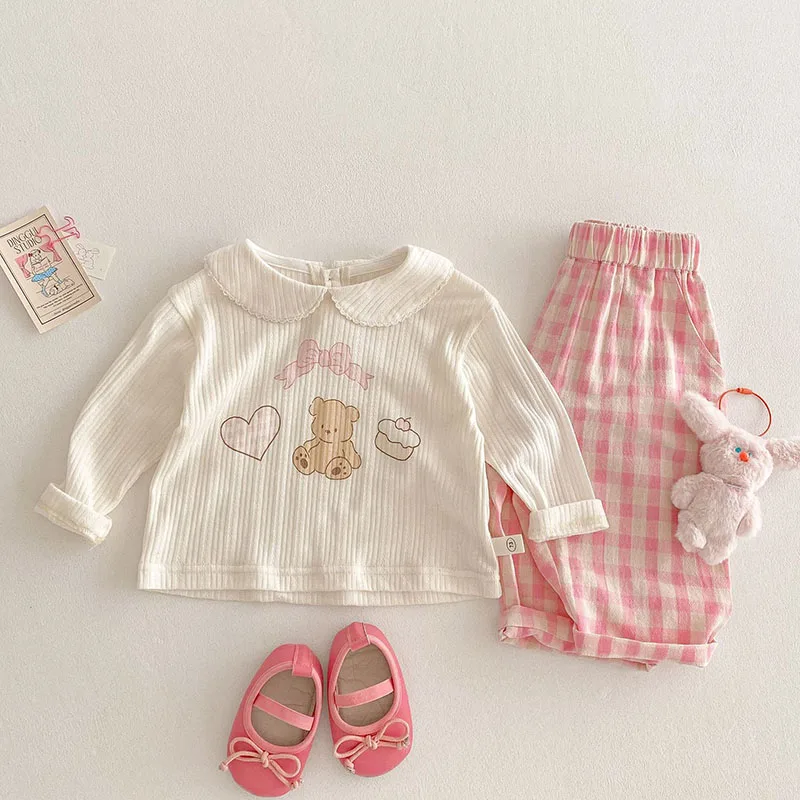 Detalle del estampado y acabado