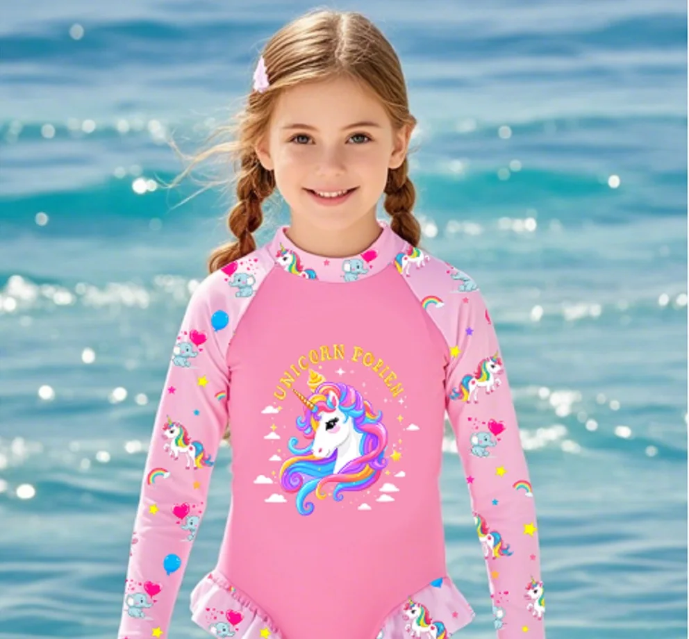 Traje de baño rosa con diseño hawaiano