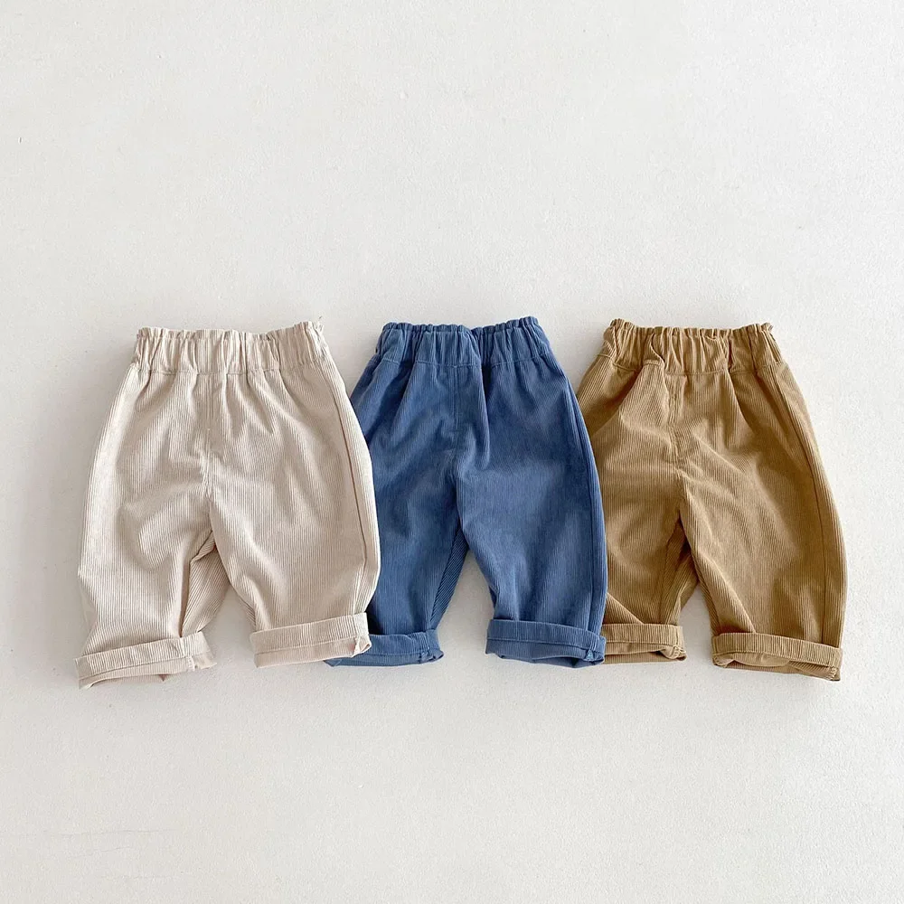 Pantalones de pana para niños en otoño – Moda diaria