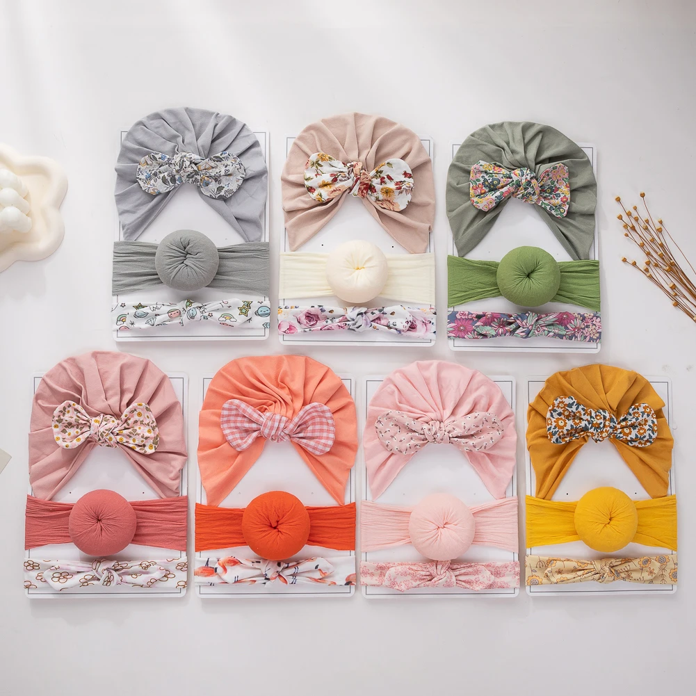 Turbante bebé algodón floral con orejas de conejo - imagen 4