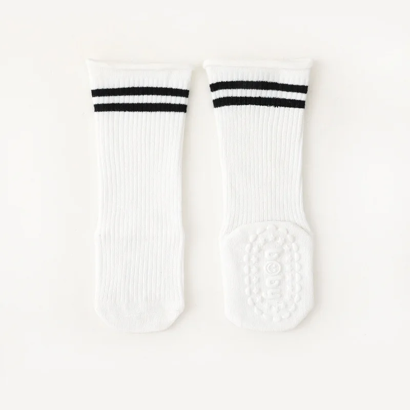 Calcetines altos a rayas antideslizantes de algodón para niños - imagen 2