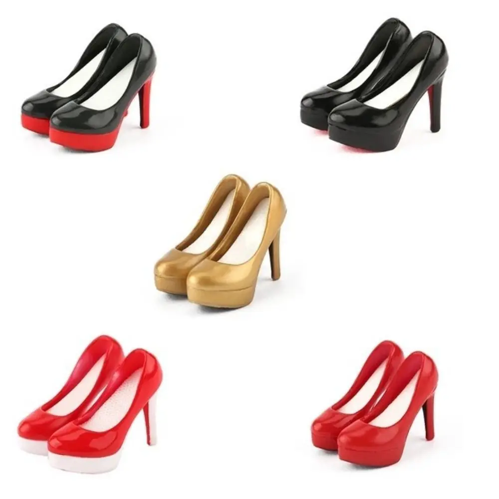 Zapatos de tacón de aguja para muñecas: calce diario - imagen 4
