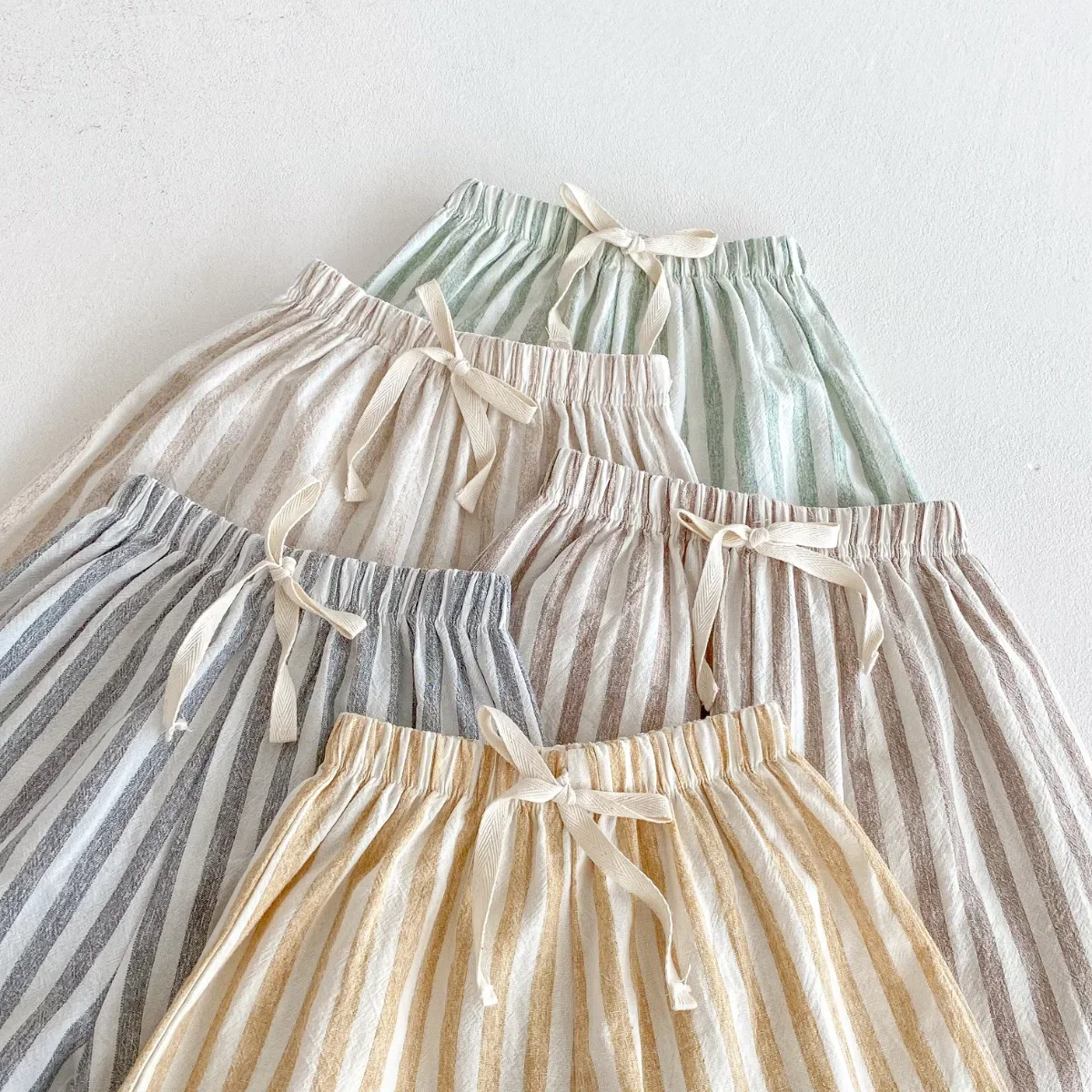 Pantalones de lino y algodón a rayas para niña con bolsillos vintage - imagen 4