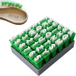 Juego de sellos de arcilla con letras mayúsculas y minúsculas