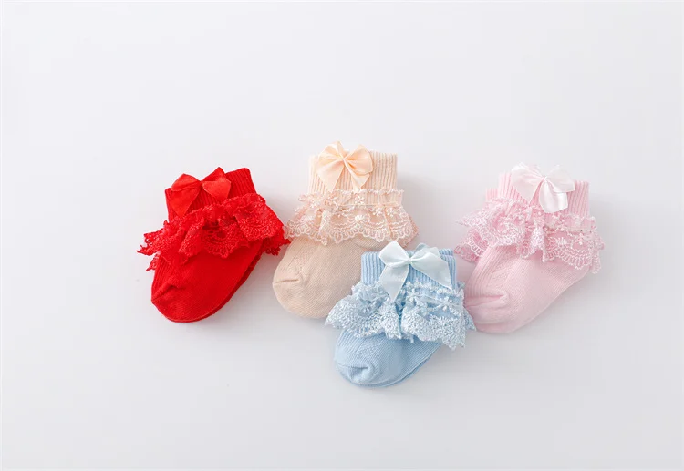 Conjunto de calcetines bebé niña con lazo de encaje