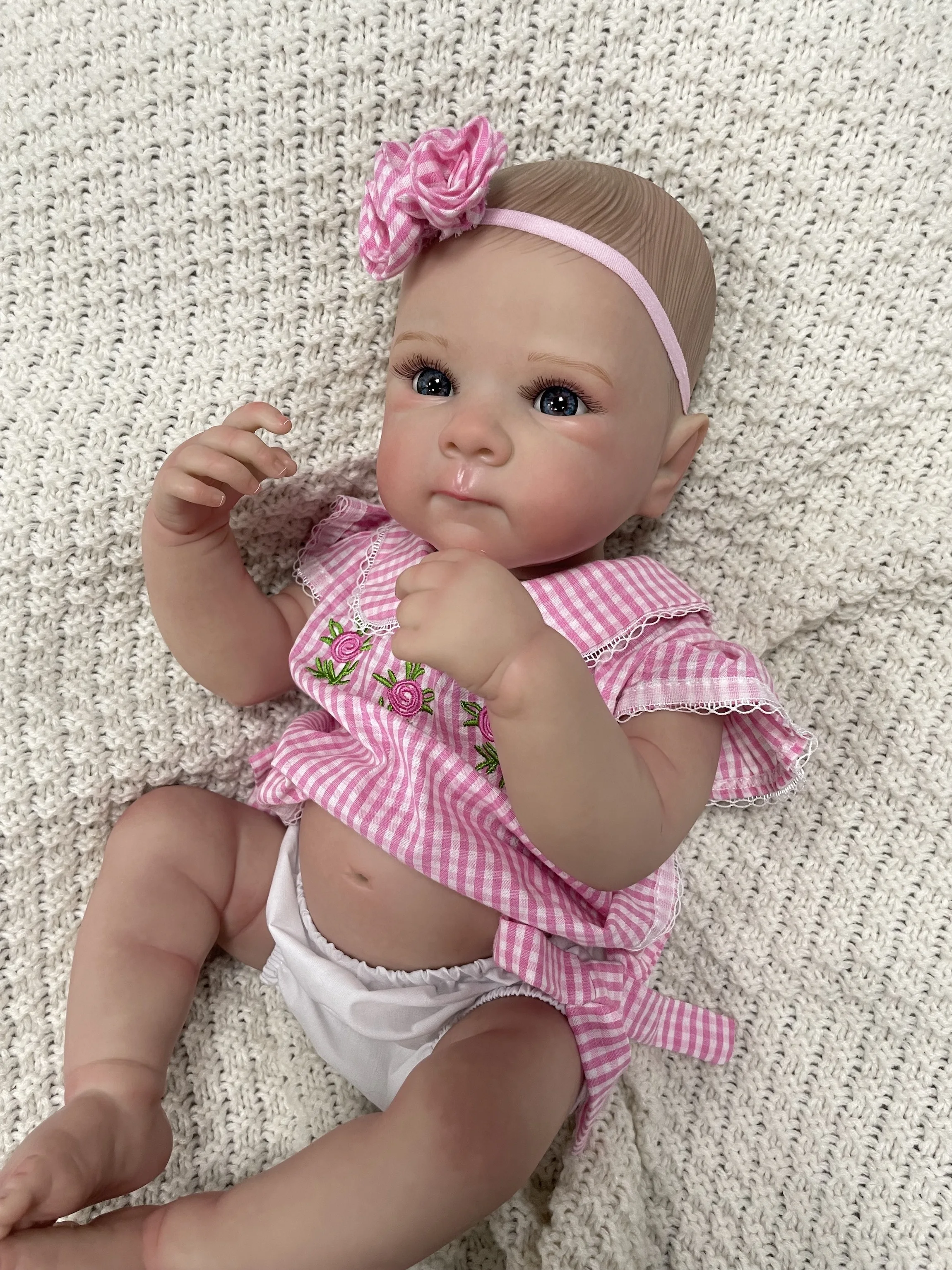 Bettie – Muñeca reborn realista de silicona 18 pulgadas - imagen 3