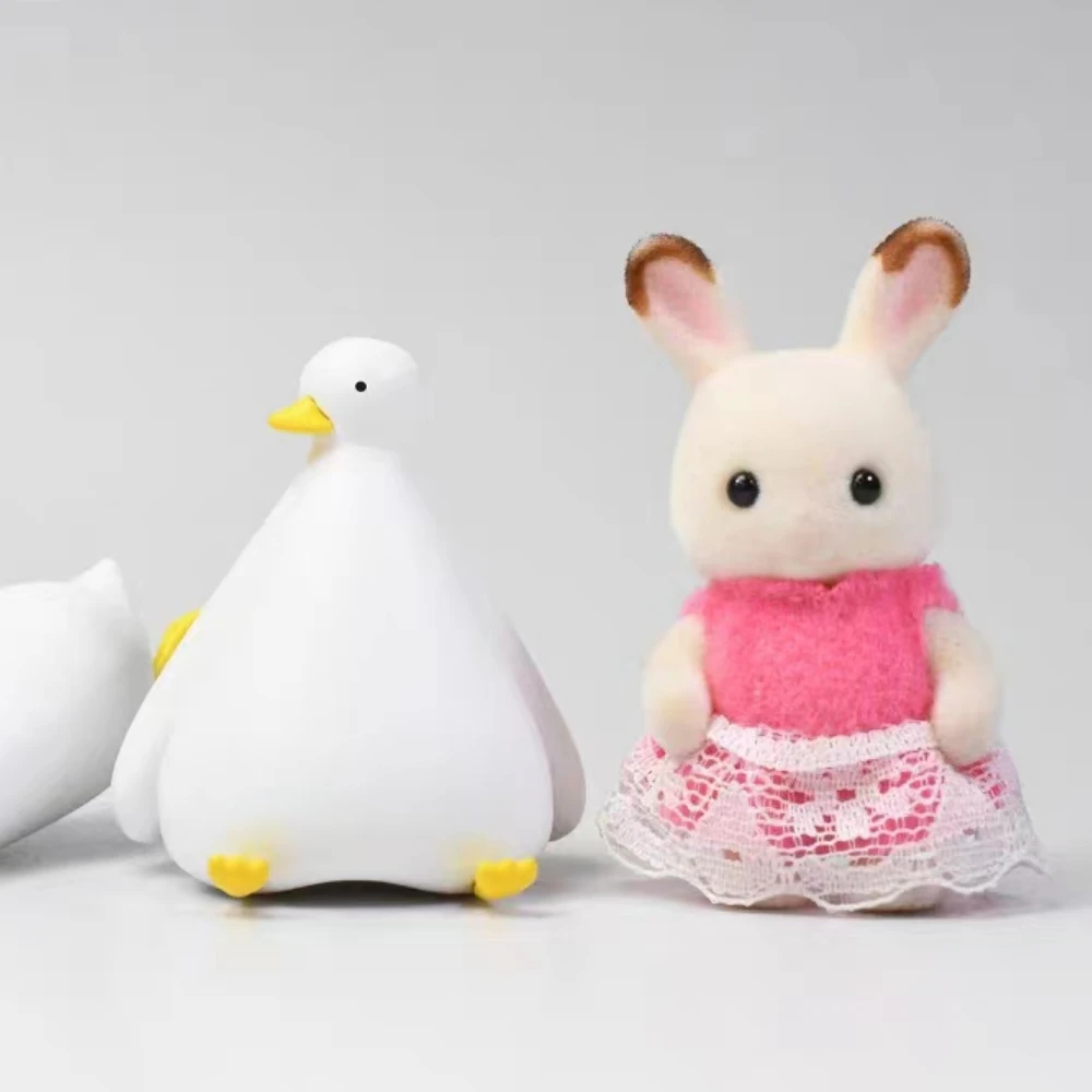 SO-TA AHIRU LIFE: Pato de baño blanco jugando con móvil - imagen 4