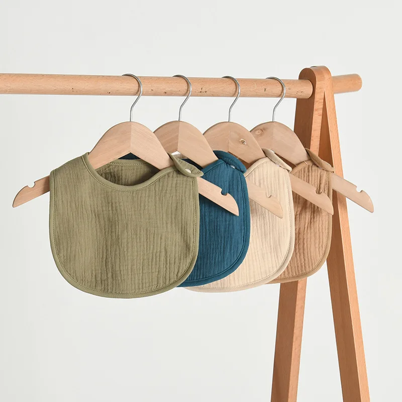 Babero de gasa absorbente para bebé – Suave y lavable - imagen 2