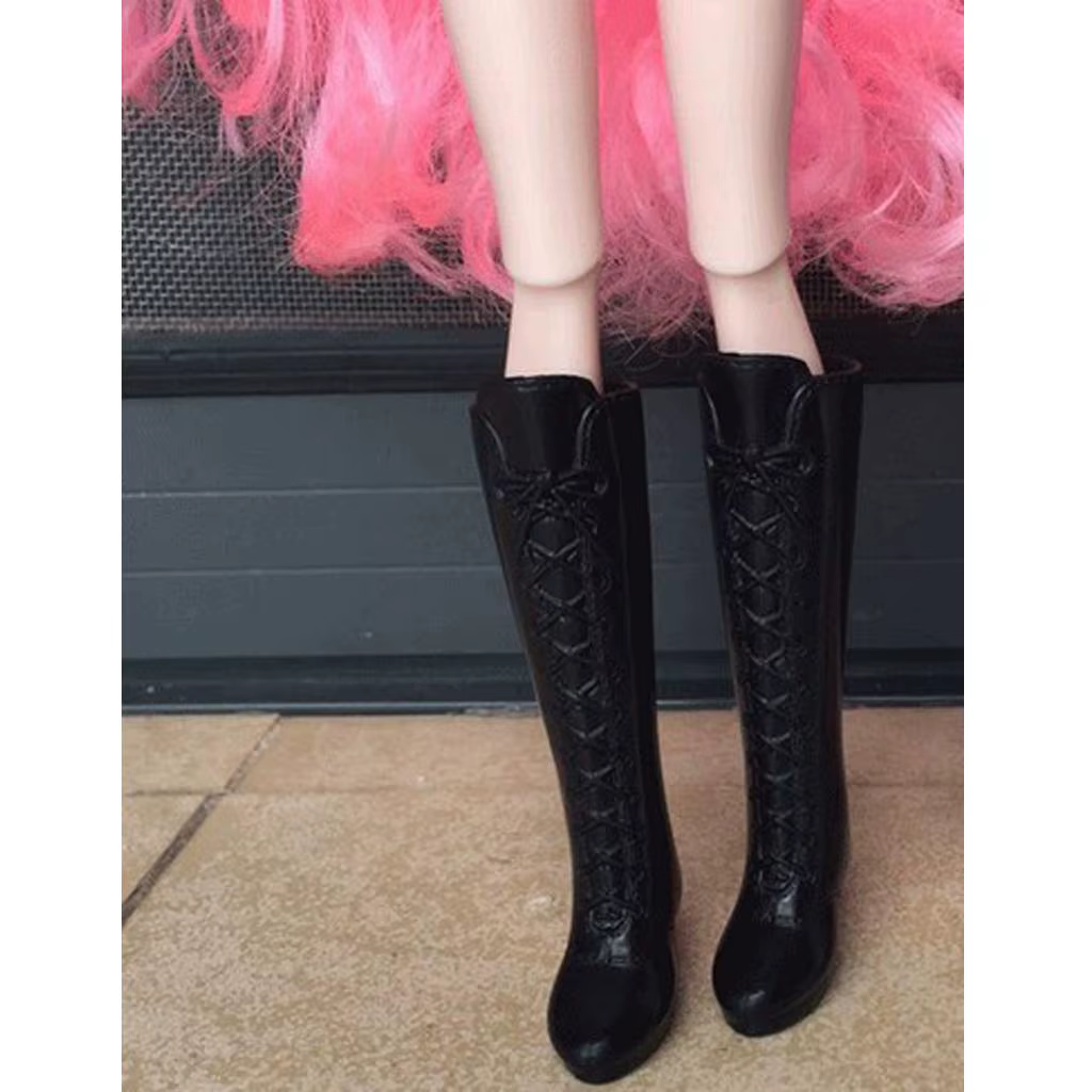 Botas en escena de fiesta con confeti