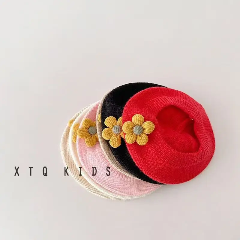 Gorros bebé otoño invierno: boinas y sombreros de pintor con flores - imagen 5
