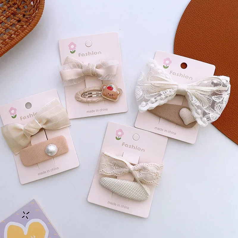 Pinza de pelo lazo beige floral para niña – Estilo francés - imagen 5