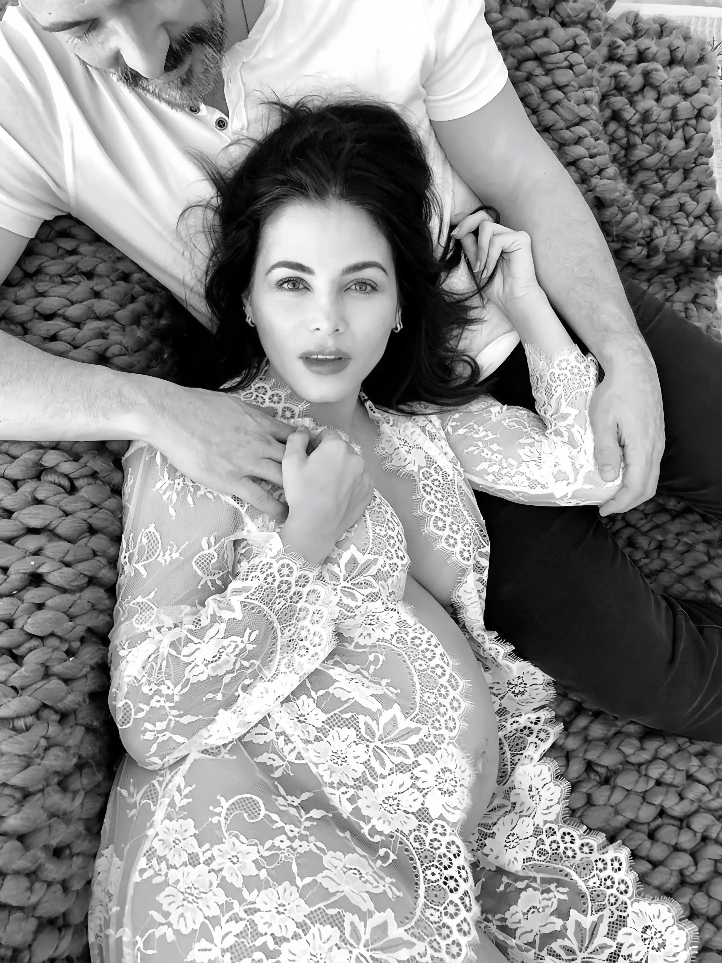 Look de sesión de fotos de maternidad