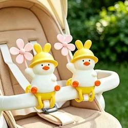 Adorno carrito bebé molino de viento pato amarillo hecho a mano