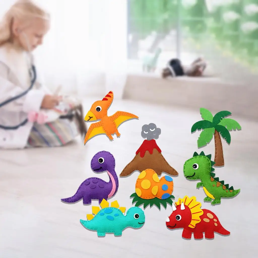 Animales de fieltro precortados y accesorios del kit