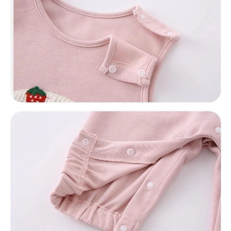 Conjunto para portabebés de otoño para recién nacidos – bordado fresa - imagen 5