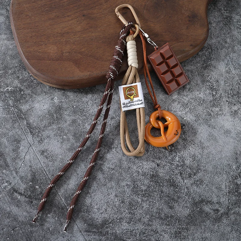 Colgante para bolso trenzado con cuerda y llavero infantil adorable - imagen 4
