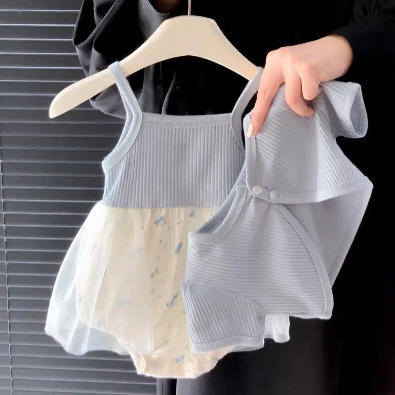 Conjunto de verano para bebé niña en estilo princesa