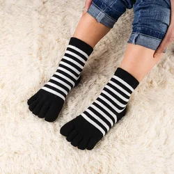 Calcetines a rayas de cinco dedos para niños – Algodón térmico