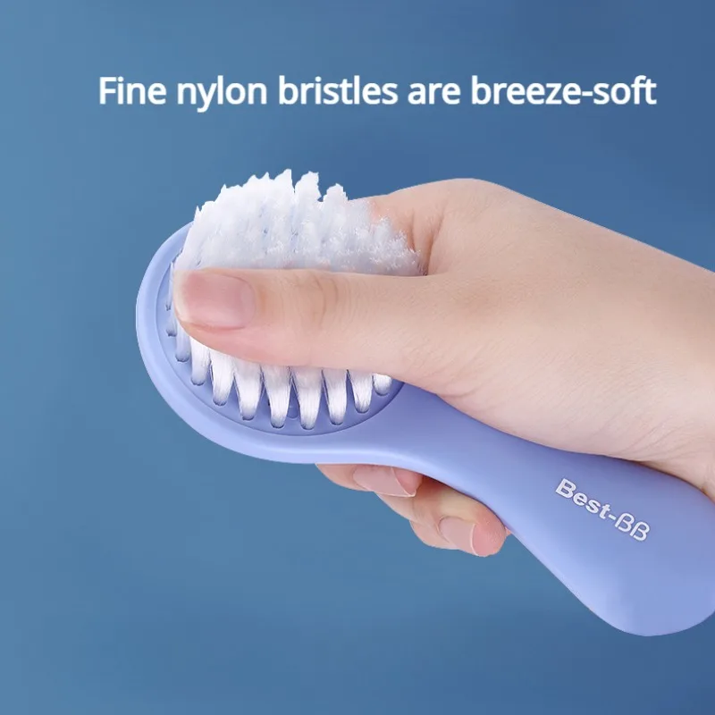 Set peine y cepillo suave para baño de bebé - imagen 4