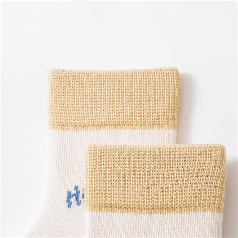 Calcetines de algodón para niños tubo medio con estampado - imagen 3