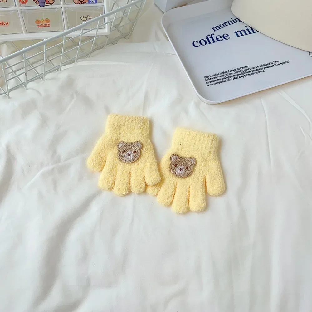 Manoplas infantiles elásticas gruesas de terciopelo para frío - imagen 4