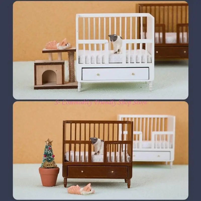 Cuna situada en un dormitorio miniatura
