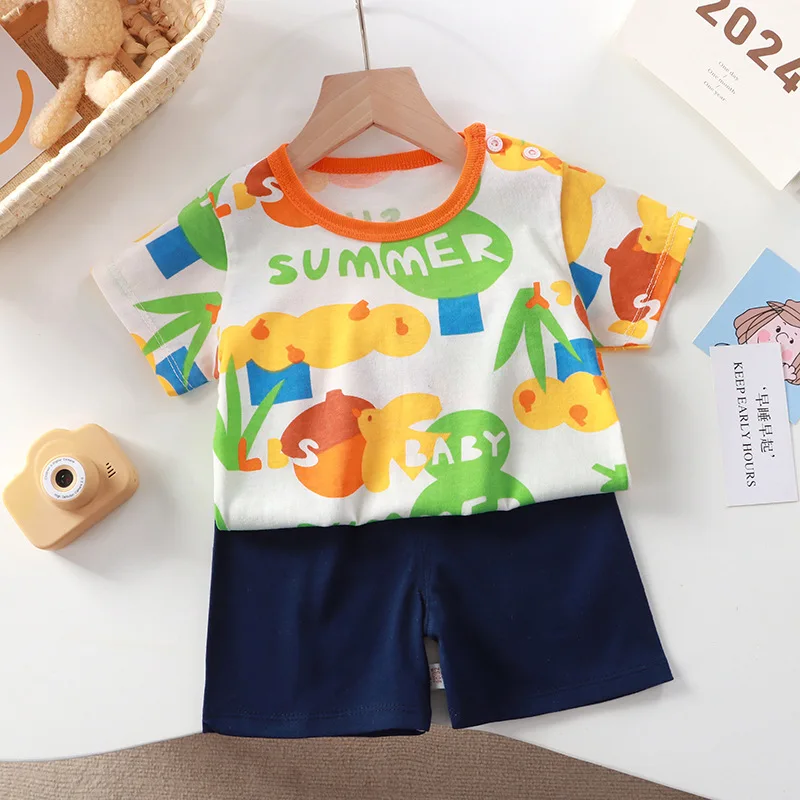 Conjunto de verano para bebé con camiseta y pantalón corto